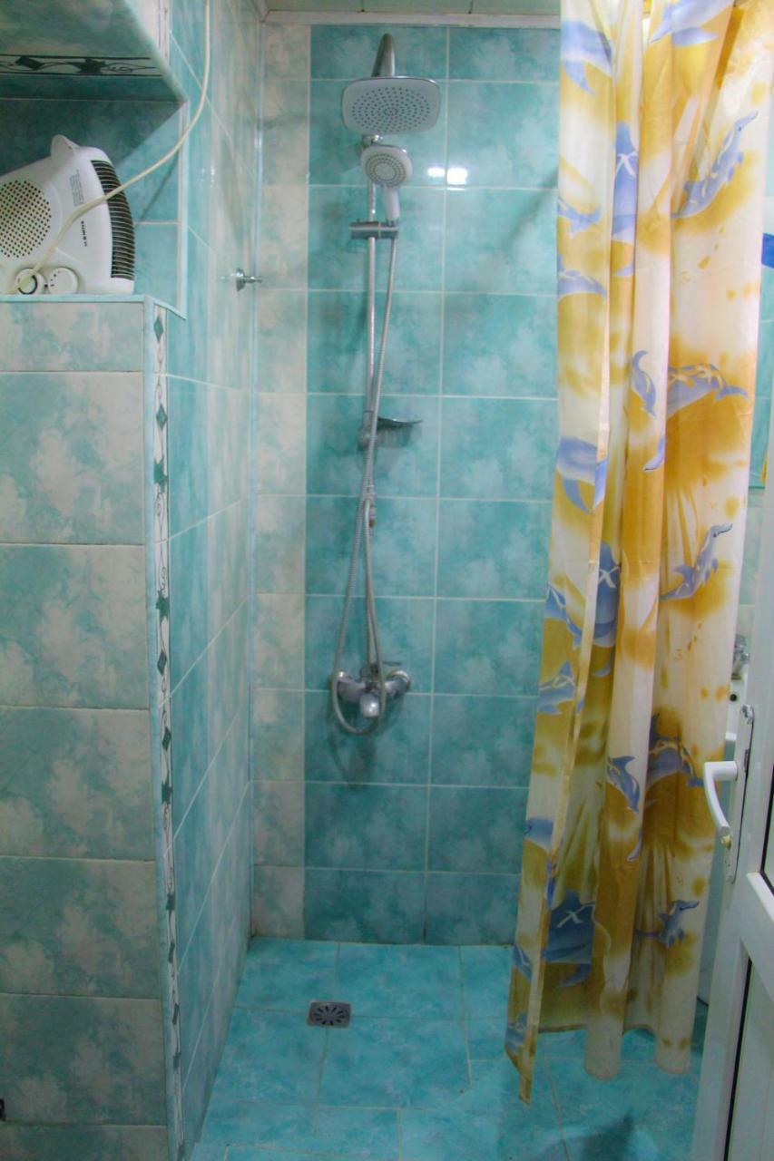 Guest House Calipso Baku Bagian luar foto