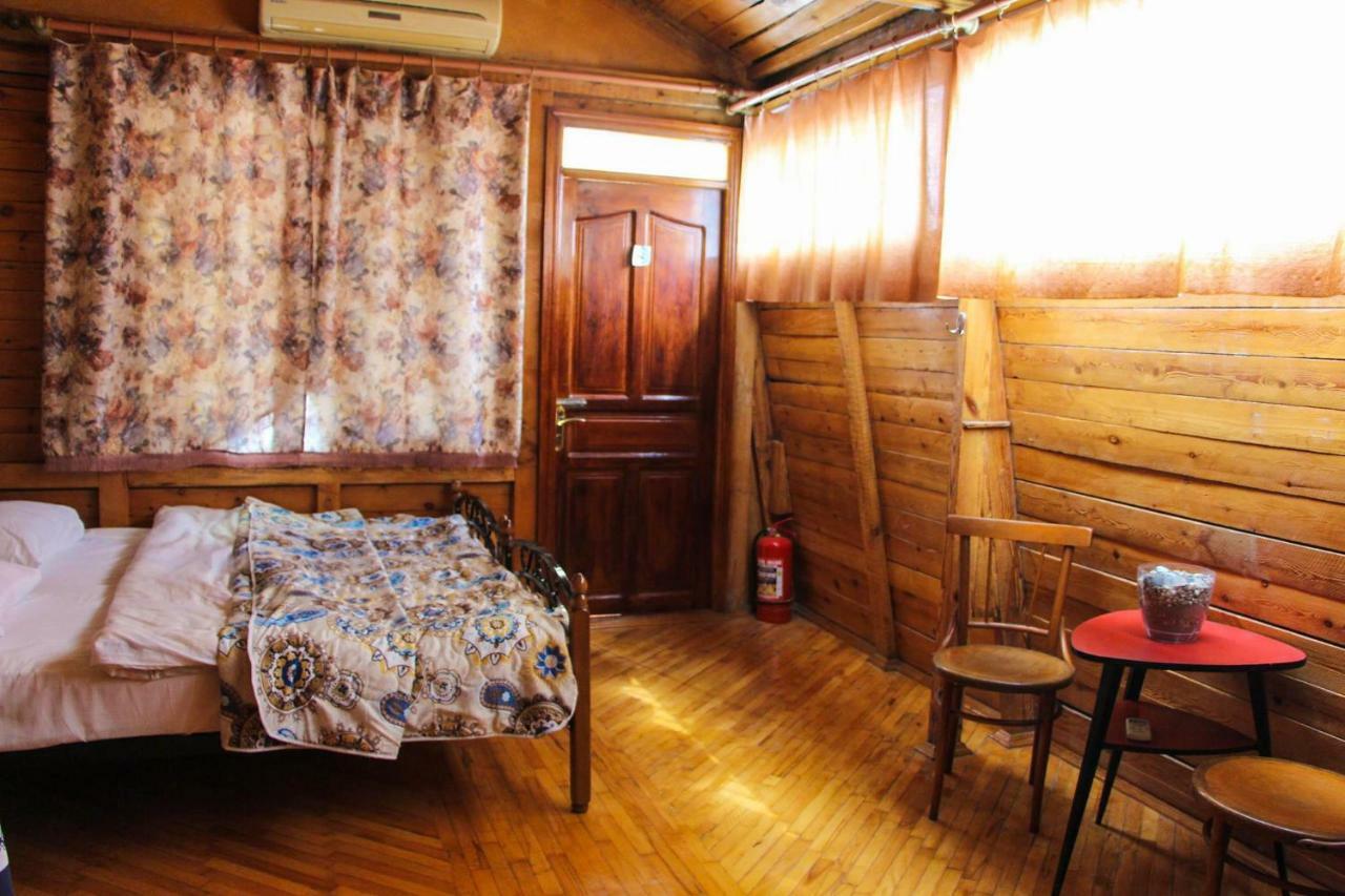Guest House Calipso Baku Bagian luar foto