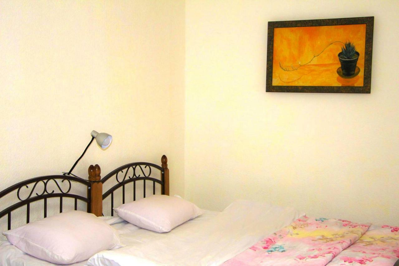 Guest House Calipso Baku Bagian luar foto